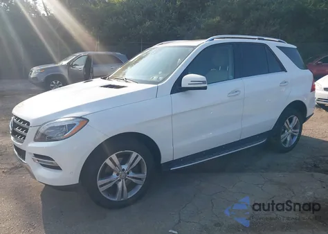 2014 Mercedes-Benz Ml 350 4Matic z USA, uszkodzony, nr VIN 4JGDA5HB9EA422203